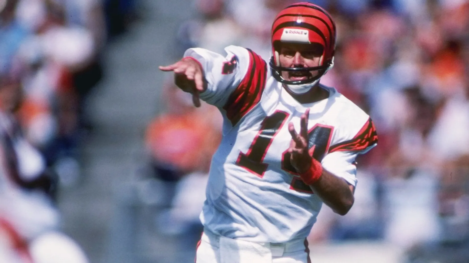 Ken Anderson (Source: Allsport /Allsport)