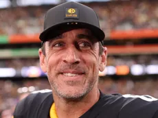 Aaron Rodgers makes something clear about Steelers bad streak in playoffs