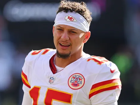 Patrick Mahomes welcomes new Chiefs coach with a slight jab at Travis Kelce
