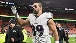 Mark Andrews #89 of the Baltimore Ravens walks off the field.