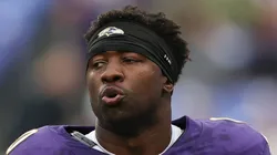 Roquan Smith looks on in warmups during the NFL Preseason on August 7, 2025 in Baltimore.