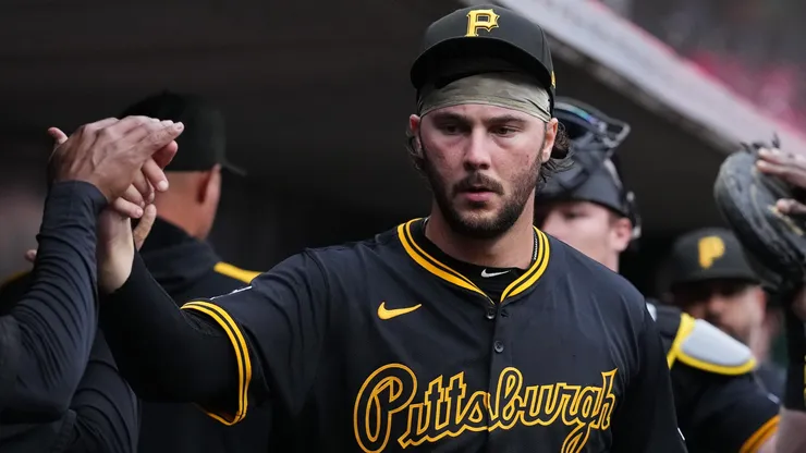 Paul Skenes #30 of the Pittsburgh Pirates celebrates with teammates.