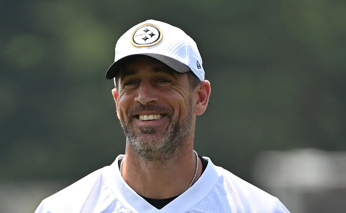 Aaron Rodgers reveals if he has a chance to play for Steelers against ...