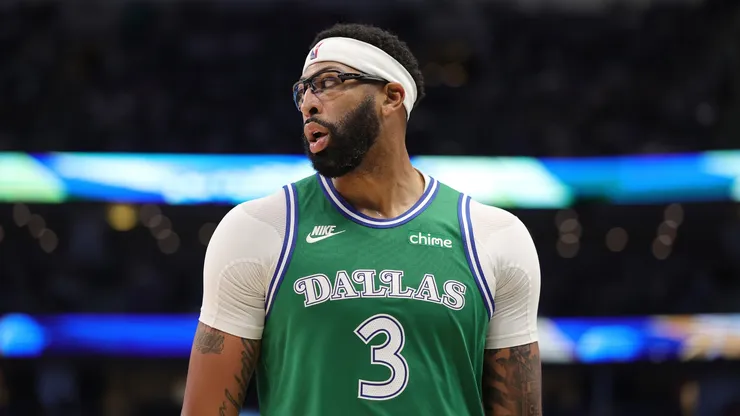 Anthony Davis #3 of the Dallas Mavericks walks backcourt.