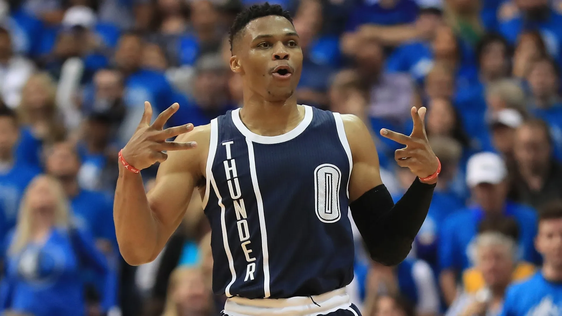 Russell Westbrook #0 of the Oklahoma City Thunder in 2016. (Source: Ronald Martinez/Getty Images)