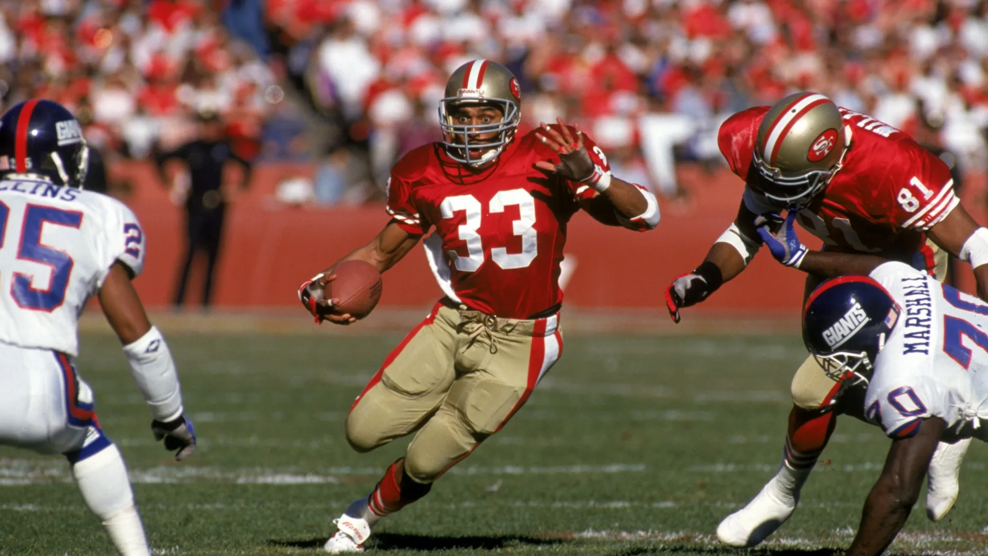 Roger Craig #33 of the San Francisco 49ers in 1991. (Source: George Rose/Getty Images)