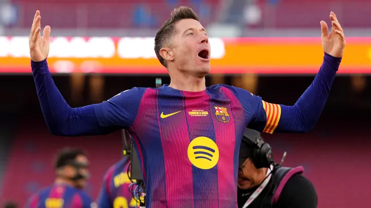 Robert Lewandowski celebrates a goal.
