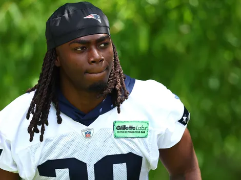 Is Rhamondre Stevenson playing today for Patriots vs Bengals in Week 12 of 2025 NFL season?