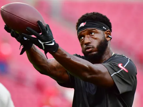 Is Chris Godwin playing tonight for Bucs vs Rams on SNF in Week 12 of 2025 NFL season?