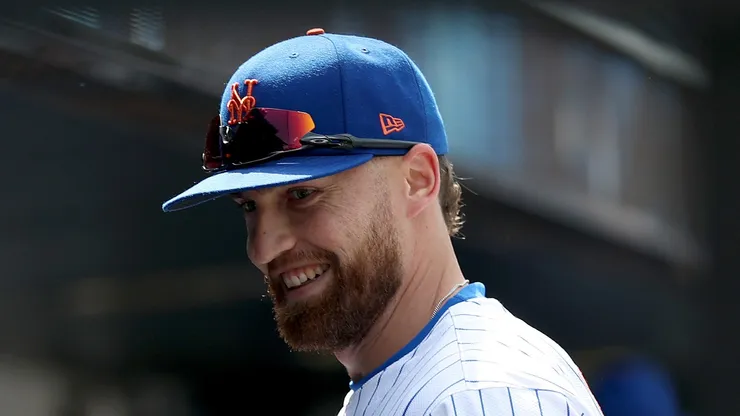 Brandon Nimmo walks into the dugout on April 20, 2025 in New York City.