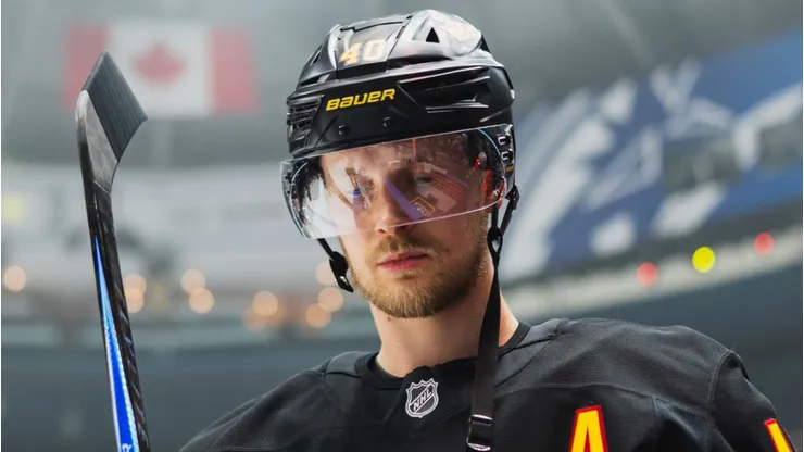 Elias Pettersson before a game with the Vancouver Canucks
