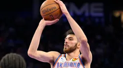 Chet Holmgren #7 of the Oklahoma City Thunder shoots.