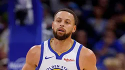 Stephen Curry of the Golden State Warriors brings the ball up.