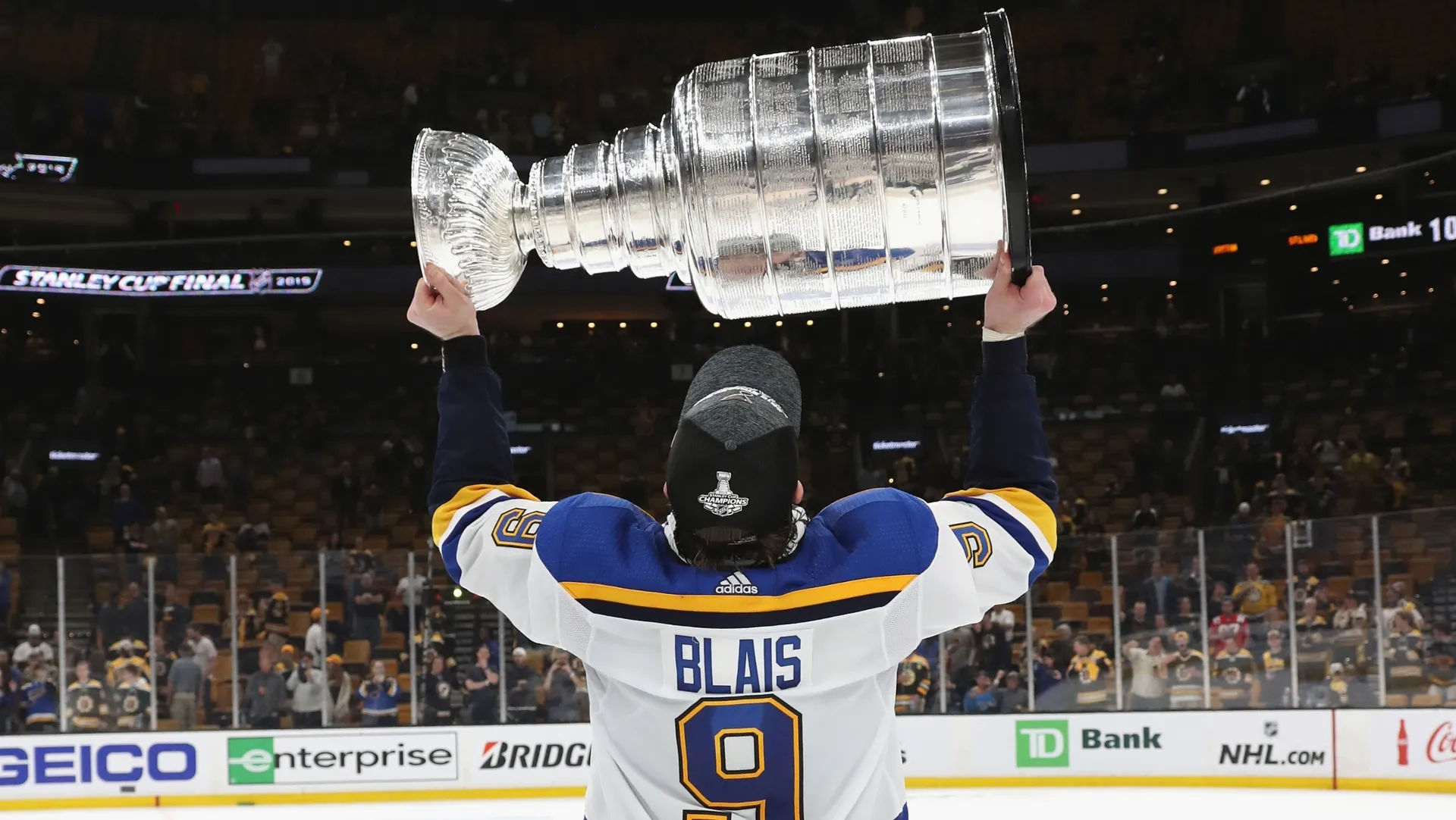 Sammy Blais hoists the Stanley Cup