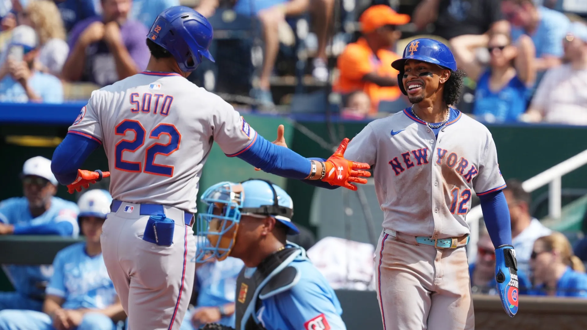 Juan Soto #22 of the Mets celebrates his two-run home run with Francisco Lindor #12. Ed Zurga/Getty Images