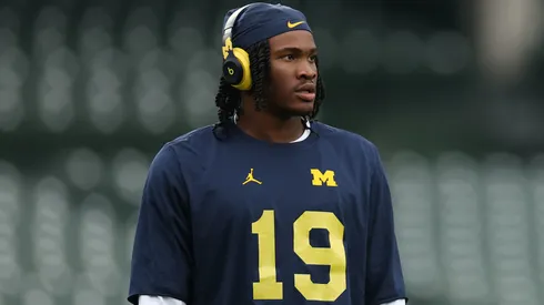 Bryce Underwood #19 of the Michigan Wolverines.