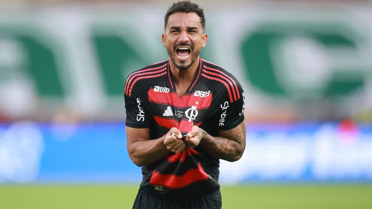 Danilo celebrates after scoring against Palmeiras.