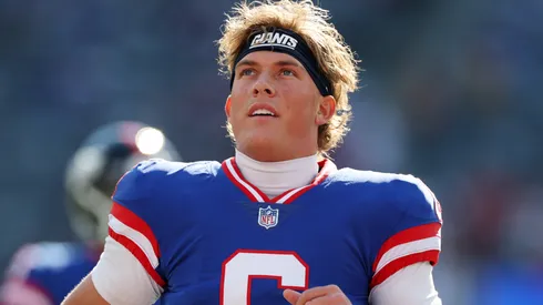 Jaxson Dart #6 of the New York Giants.