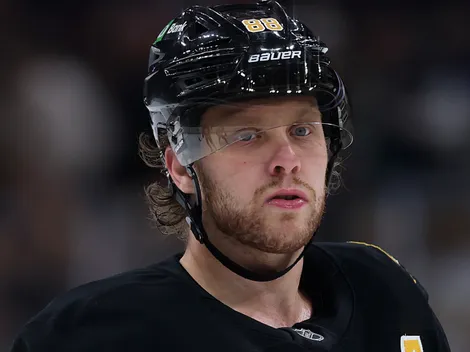Bruins' Sturm provides injury update on Pastrnak ahead of game vs Red Wings