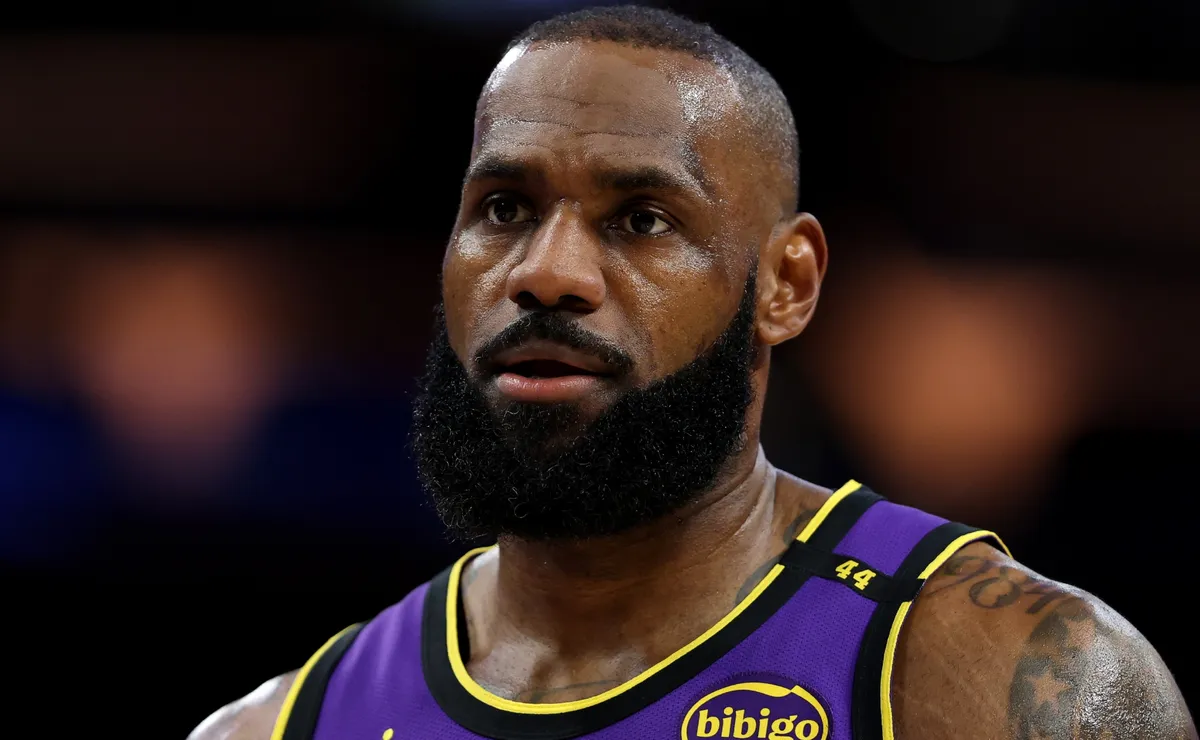 Lakers’ LeBron James reportedly has only three options for next season, with retirement among them