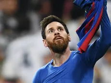 Lionel Messi could return to Barcelona and receive special tribute