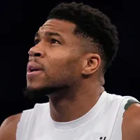 NY Knicks reportedly encounter setback in pursuit of Bucks star Giannis Antetokounmpo