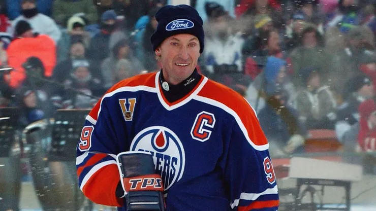 Wayne Gretzky #99 of the Edmonton Oilers in 2003.
