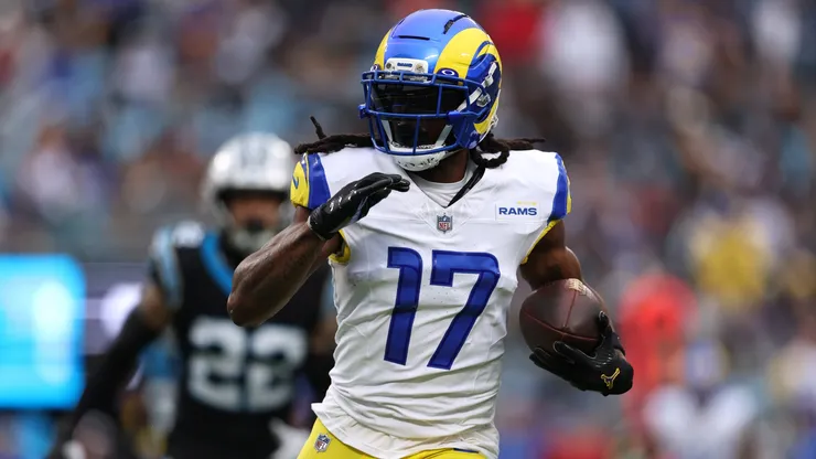 Davante Adams #17 of the Los Angeles Rams