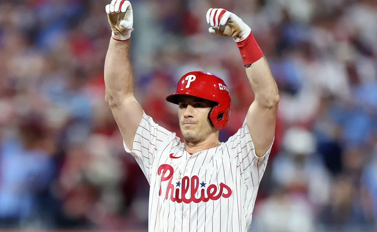 JT Realmuto opens up on Phillies reunion with Bo Bichette involved