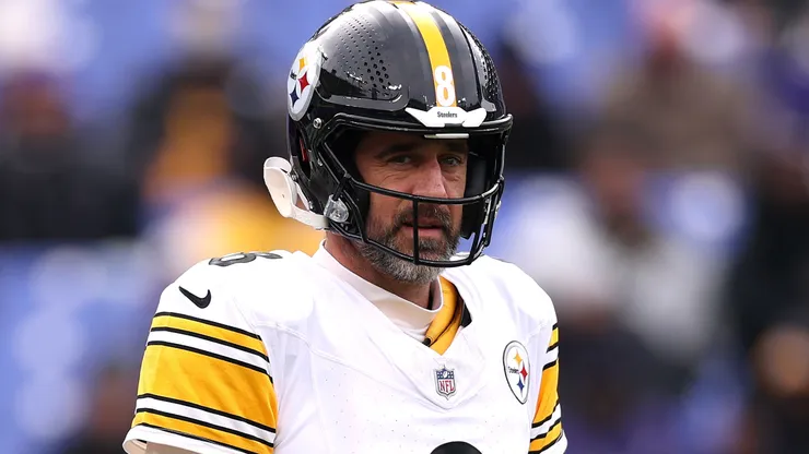 Aaron Rodgers #8 of the Pittsburgh Steelers.