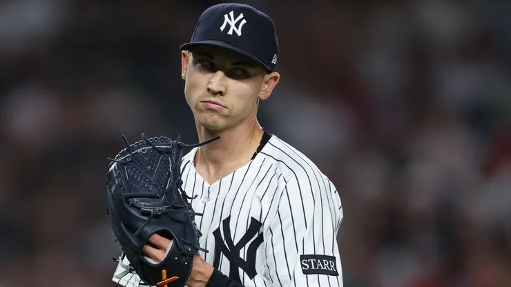 Luke Weaver #30 of the New York Yankees