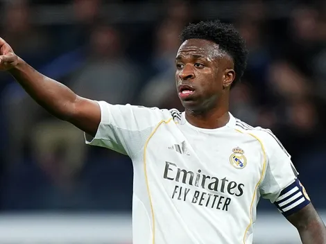 Vinicius Jr. reacts in a surprising way to the boos from Real Madrid fans following his substitution vs Sevilla