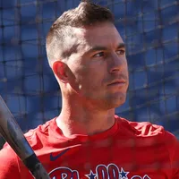 MLB Rumors: Phillies face imminent decision on J.T. Realmuto’s backup catcher ahead of 2026