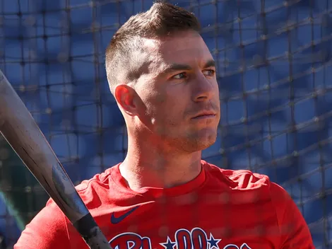 MLB Rumors: Phillies face imminent decision on J.T. Realmuto’s backup catcher ahead of 2026