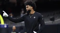 Chris Olave #12 of the New Orleans Saints warms up.