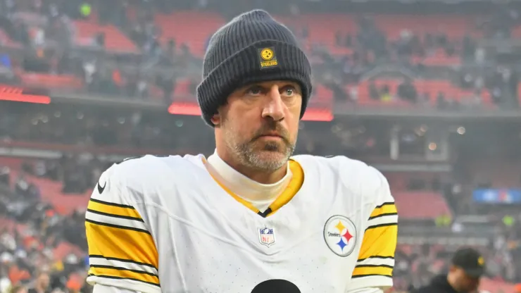 QB Aaron Rodgers of the Steelers