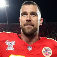 Travis Kelce reportedly turns down NY Giants, other suitors by staying with Chiefs