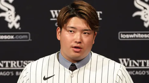 Munetaka Murakami #5 of the White Sox addresses the media after signing his first MLB contract.