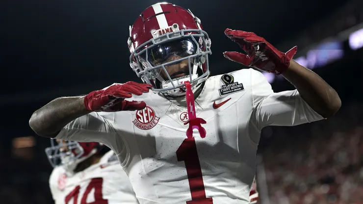 Isaiah Horton #1 of the Alabama Crimson Tide in 2025.