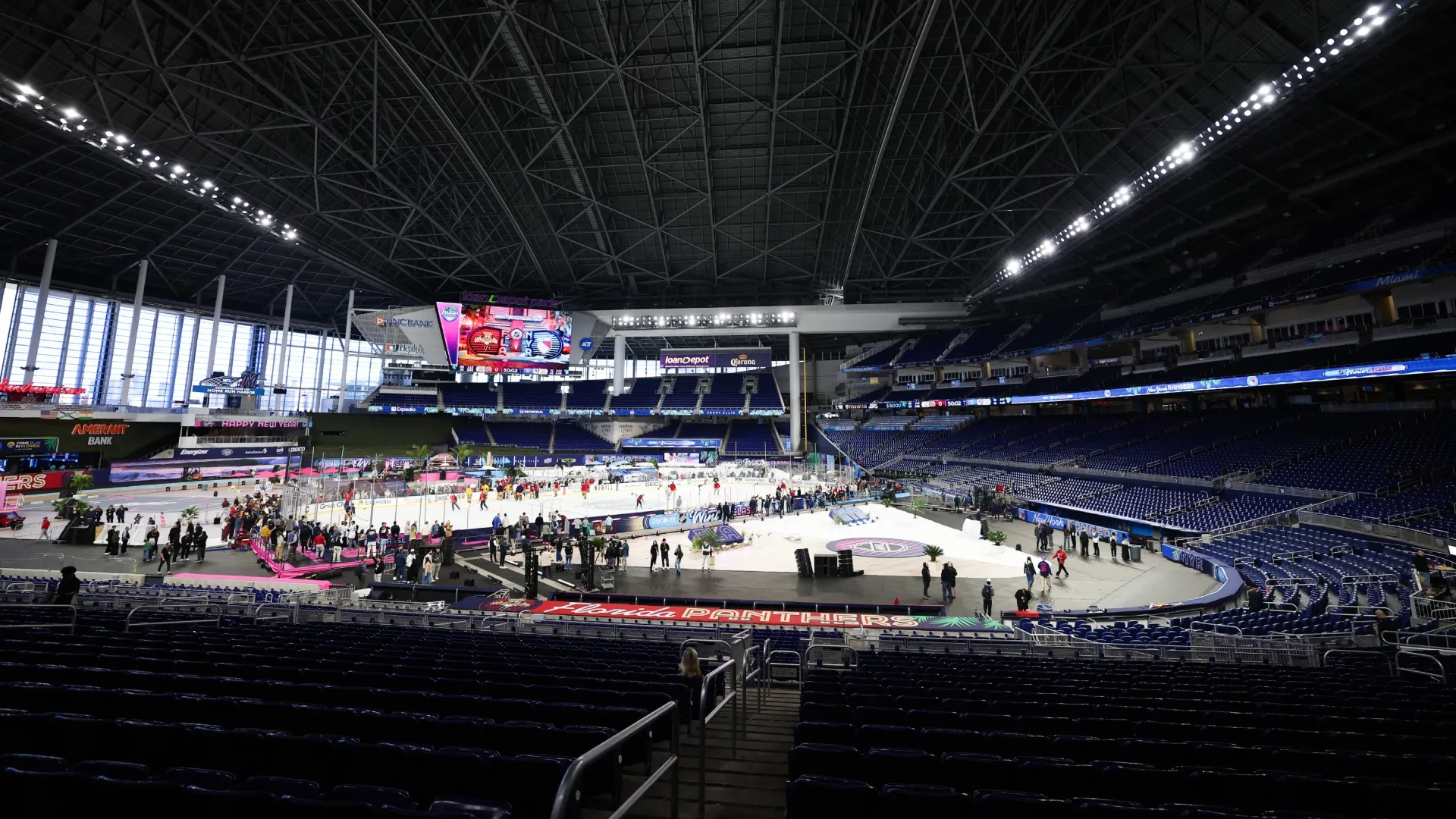 General view around LoanDepot park prior to the 2026 Discover NHL Winter Classic (Source: Carmen Mandato/Getty Images)