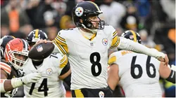 Aaron Rodgers of the Pittsburgh Steelers