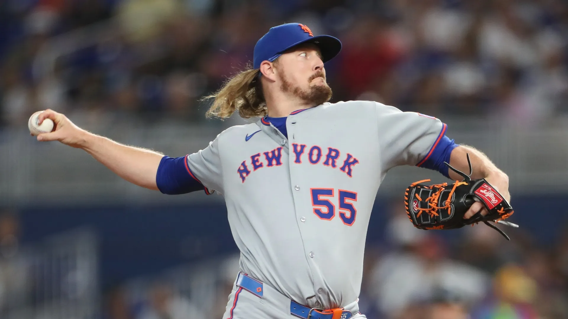 Ryne Stanek pitching