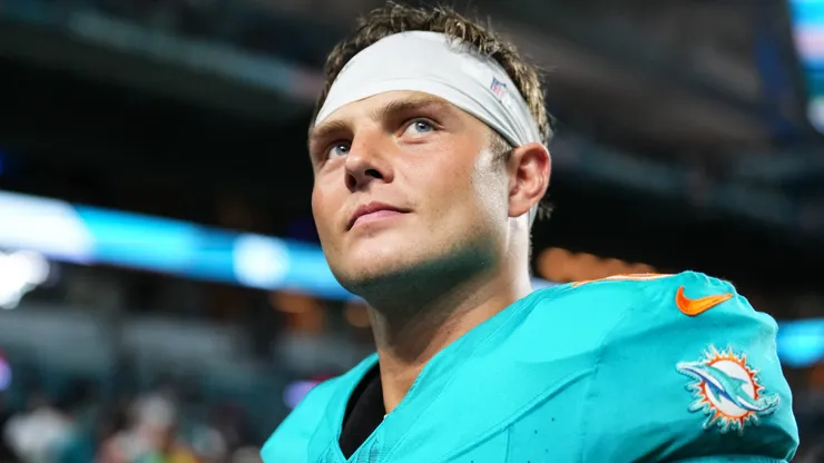 Zach Wilson #0 of the Miami Dolphins in 2025.