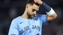 Bo Bichette signs with the New York Mets.