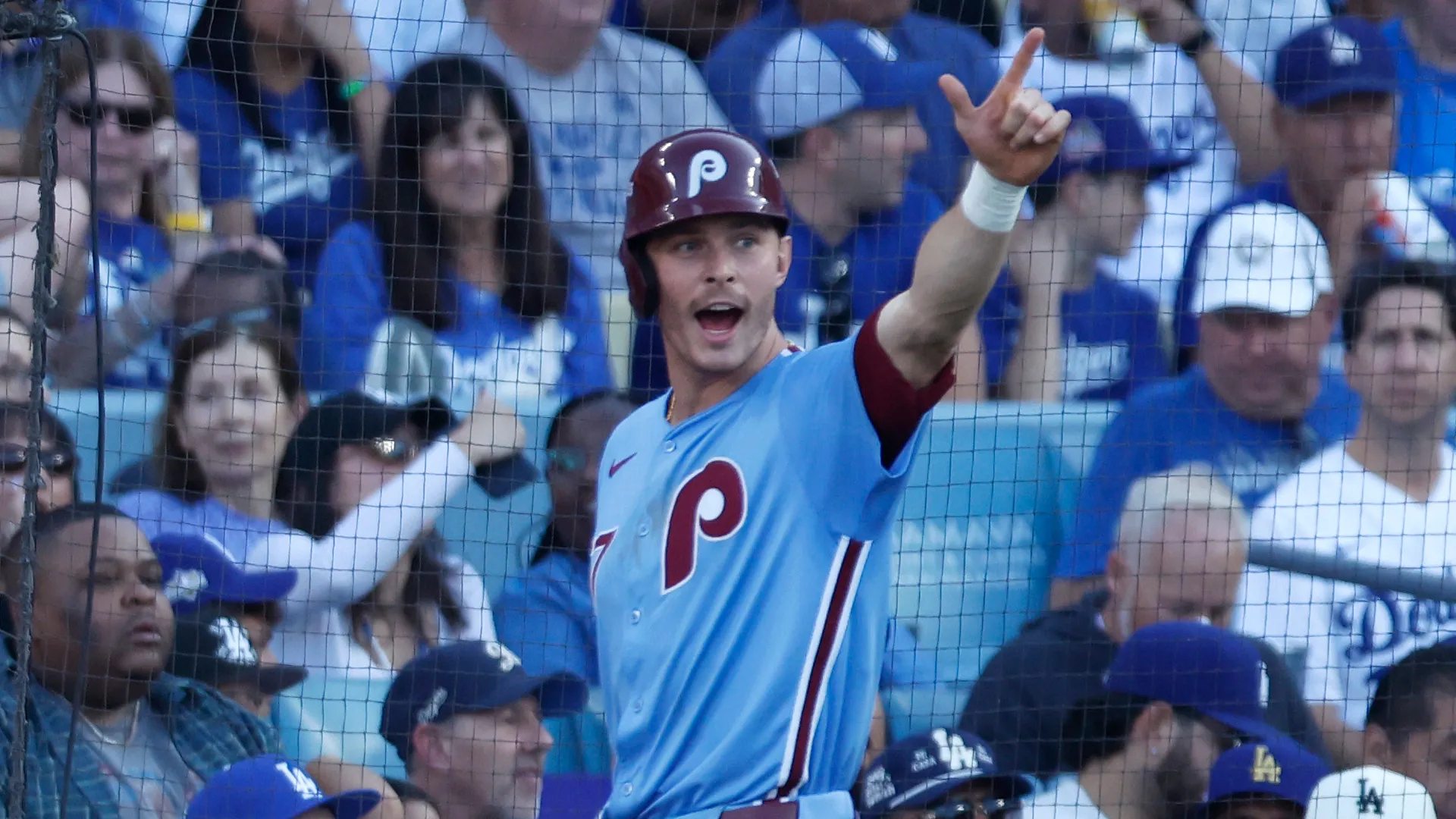 Max Kepler during a Philadelphia Phillies match.
