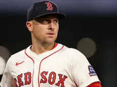 Alex Bregman receives strong six-word message from Alex Cora about his Red Sox future