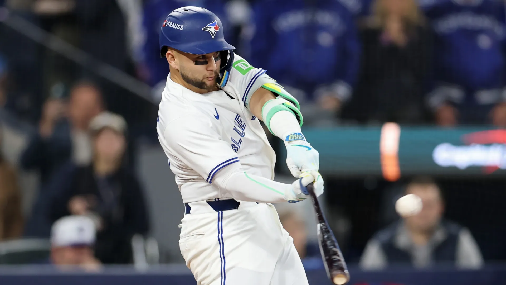 Bo Bichette #11 of the Blue Jays hits a home run. Emilee Chinn/Getty Images