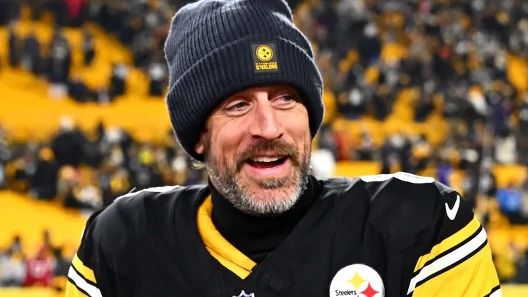 Aaron Rodgers #8 of the Pittsburgh Steelers.