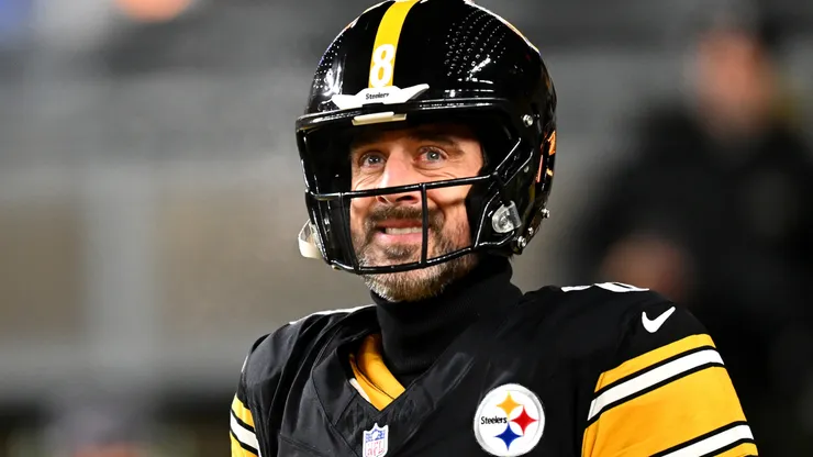 Aaron Rodgers #8 of the Pittsburgh Steelers in 2026.