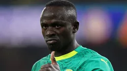 Sadio Mane of Senegal thumbs up.